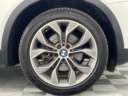 2015-BMW-X3-xDrive20d-Auto_5