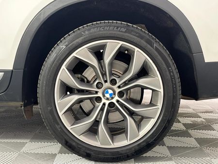 2015-BMW-X3-xDrive20d-Auto_6