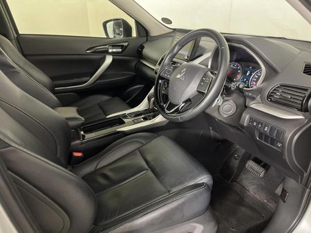 2023-Mitsubishi-Eclipse-Cross-20-GLS-Auto_9