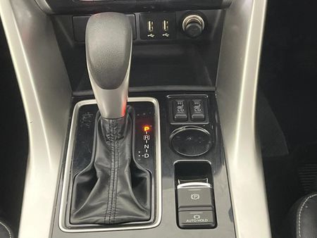 2023-Mitsubishi-Eclipse-Cross-20-GLS-Auto_10