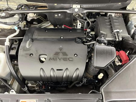 2023-Mitsubishi-Eclipse-Cross-20-GLS-Auto_12