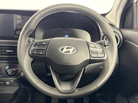 2026-Hyundai-Exter-12-Executive_10