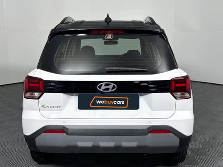 2026-Hyundai-Exter-12-Executive_16