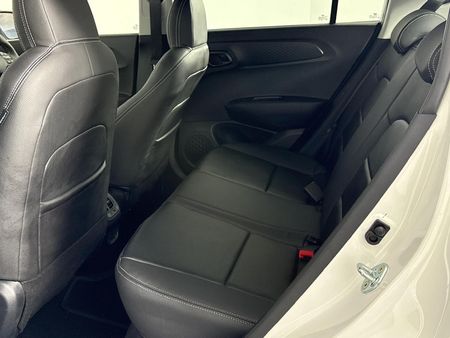 2026-Hyundai-Exter-12-Executive_3