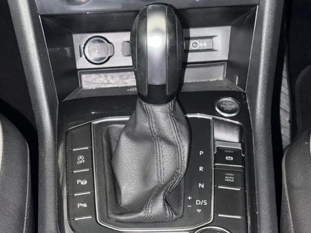 2021-Volkswagen-Tiguan-Allspace-20-TSI-Highline-4Motion-Auto-162kW_10