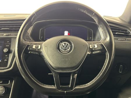 2021-Volkswagen-Tiguan-Allspace-20-TSI-Highline-4Motion-Auto-162kW_11