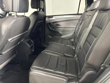 2021-Volkswagen-Tiguan-Allspace-20-TSI-Highline-4Motion-Auto-162kW_3