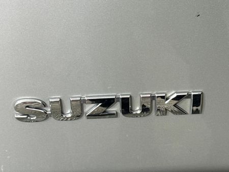 2022-Suzuki-Jimny-15-GL_8