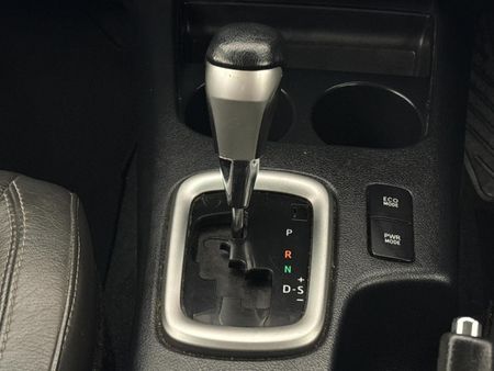 2018-Toyota-Hilux-28-GD-6-Raised-Body-Raider-Double-Cab-Auto_10
