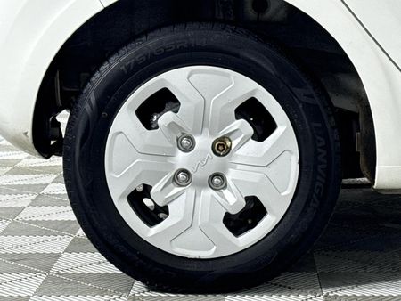 2021-Kia-Picanto-10-Street_7