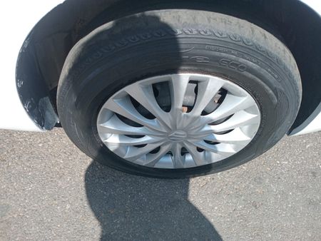 2016-Suzuki-Ertiga-14-GA_10
