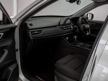 2026-Chery-Tiggo-4-Pro-15-LiT_3
