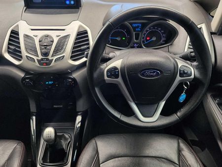 2015-Ford-EcoSport-15-TDCi-Titanium_12