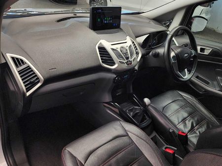 2015-Ford-EcoSport-15-TDCi-Titanium_13