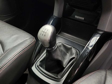 2015-Ford-EcoSport-15-TDCi-Titanium_15
