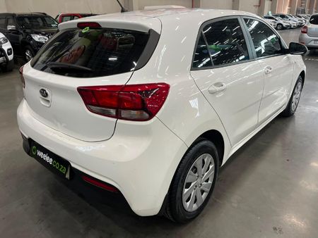 2018-Kia-Rio-12-5-dr_6