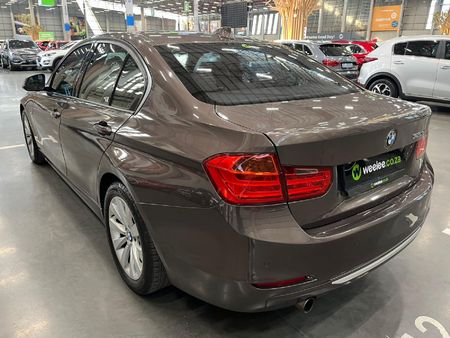 2014-BMW-3-Series-320d-Modern-Auto_4