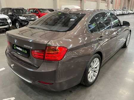 2014-BMW-3-Series-320d-Modern-Auto_6