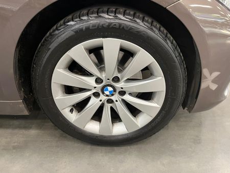 2014-BMW-3-Series-320d-Modern-Auto_8