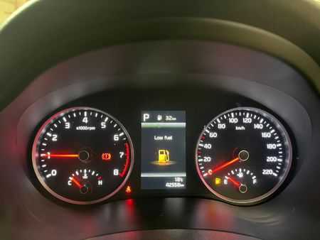 2021-Kia-Rio-14-EX-5-dr-Auto_10