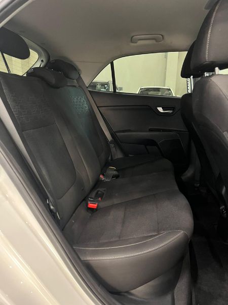 2021-Kia-Rio-14-EX-5-dr-Auto_12