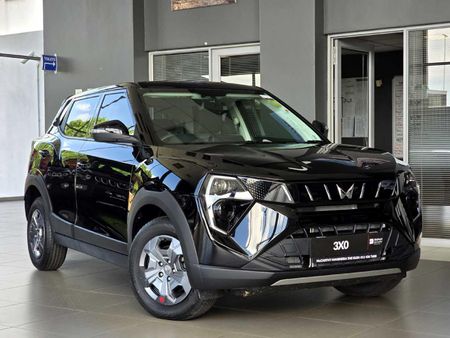 2026-Mahindra-XUV-3XO-12T-MX2-Auto_0