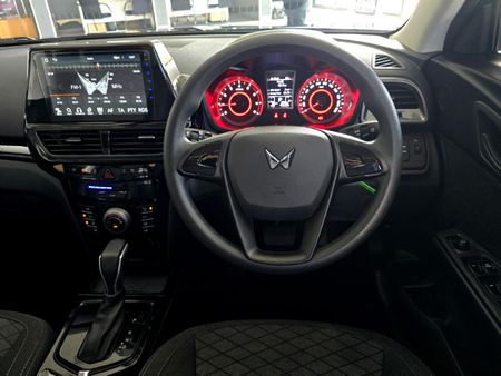 2026-Mahindra-XUV-3XO-12T-MX2-Auto_12