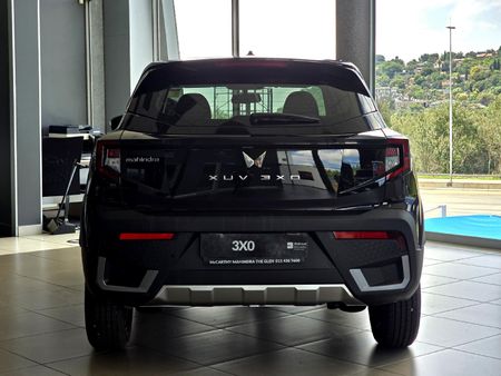 2026-Mahindra-XUV-3XO-12T-MX2-Auto_4