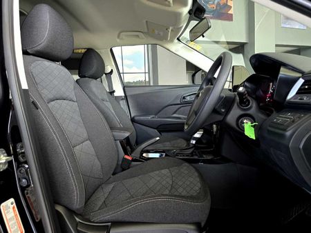 2026-Mahindra-XUV-3XO-12T-MX2-Auto_5