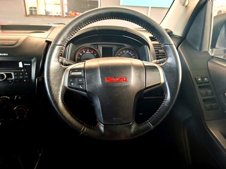 2017-Isuzu-KB-250-D-Teq-HO-X-Rider-Double-Cab_12