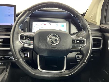 2023-Proton-X90-15T-Executive-Auto_12