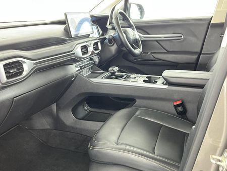2023-Proton-X90-15T-Executive-Auto_8