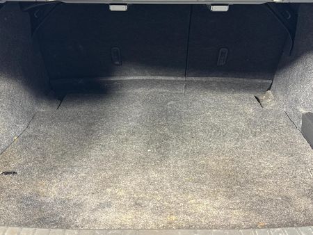 2010-Toyota-Corolla-13-Impact_10