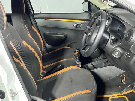 2021-Renault-Kwid-10-Climber_9