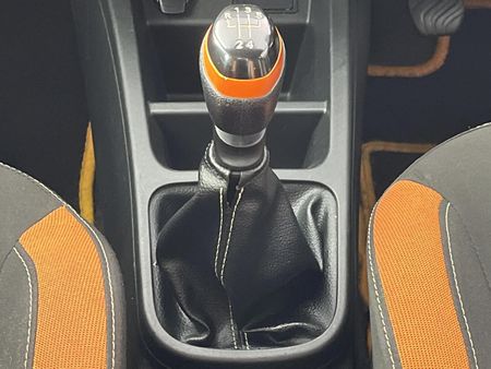 2021-Renault-Kwid-10-Climber_10