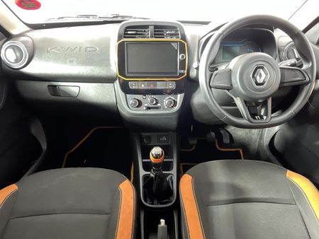 2021-Renault-Kwid-10-Climber_1