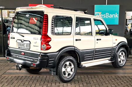 2006-Mahindra-Scorpio-26-TDi-GLX_4