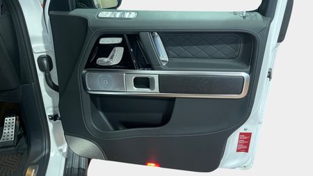 2026-Mercedes-AMG-G-Class-G63-AMG_17