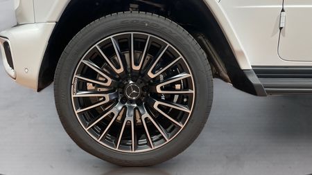 2026-Mercedes-AMG-G-Class-G63-AMG_8