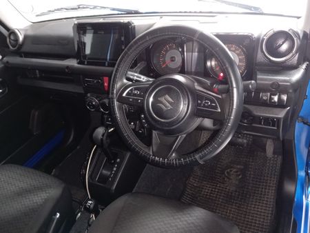 2023-Suzuki-Jimny-15-GL-Auto_9