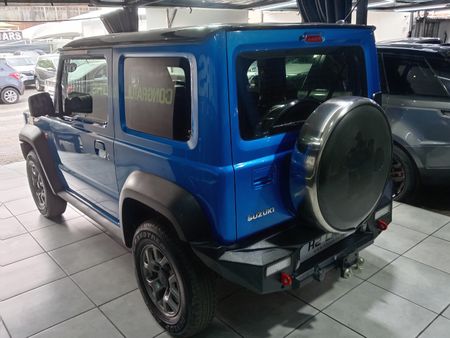 2023-Suzuki-Jimny-15-GL-Auto_3