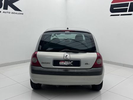 2003-Renault-Clio-12-Authentique_4