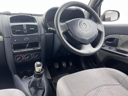 2003-Renault-Clio-12-Authentique_7