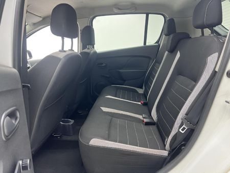 2018-Renault-Sandero-900T-Stepway-Expression_9