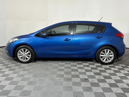 2016-Kia-Cerato-16-EX-5-dr_17