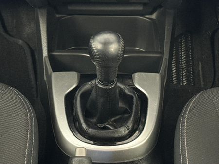 2016-Honda-Jazz-15-Elegance_10