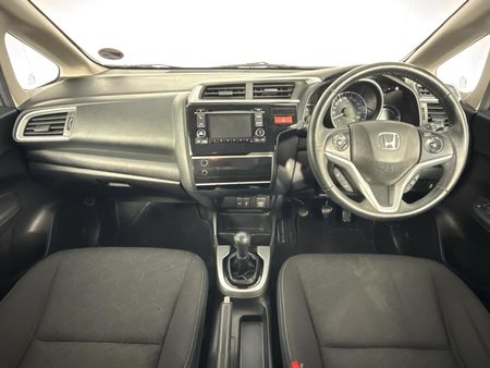2016-Honda-Jazz-15-Elegance_1