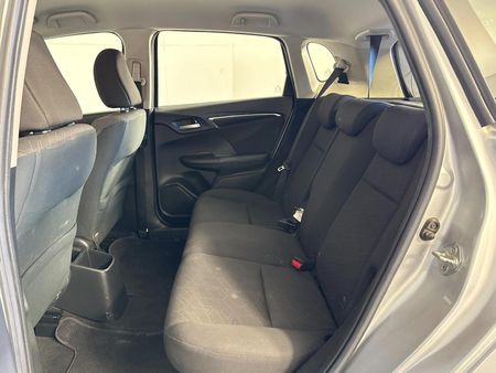 2016-Honda-Jazz-15-Elegance_3
