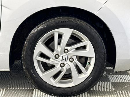 2016-Honda-Jazz-15-Elegance_5