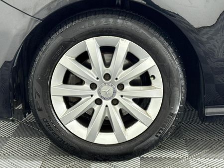 2013-Mercedes-Benz-B-Class-B-180-CDI-BE-Auto_4